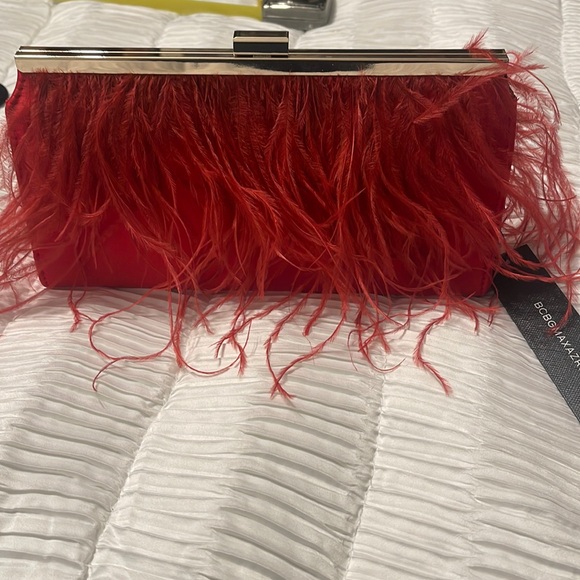 BCBGMAXAZRIA red bag feathers - Picture 1 of 2